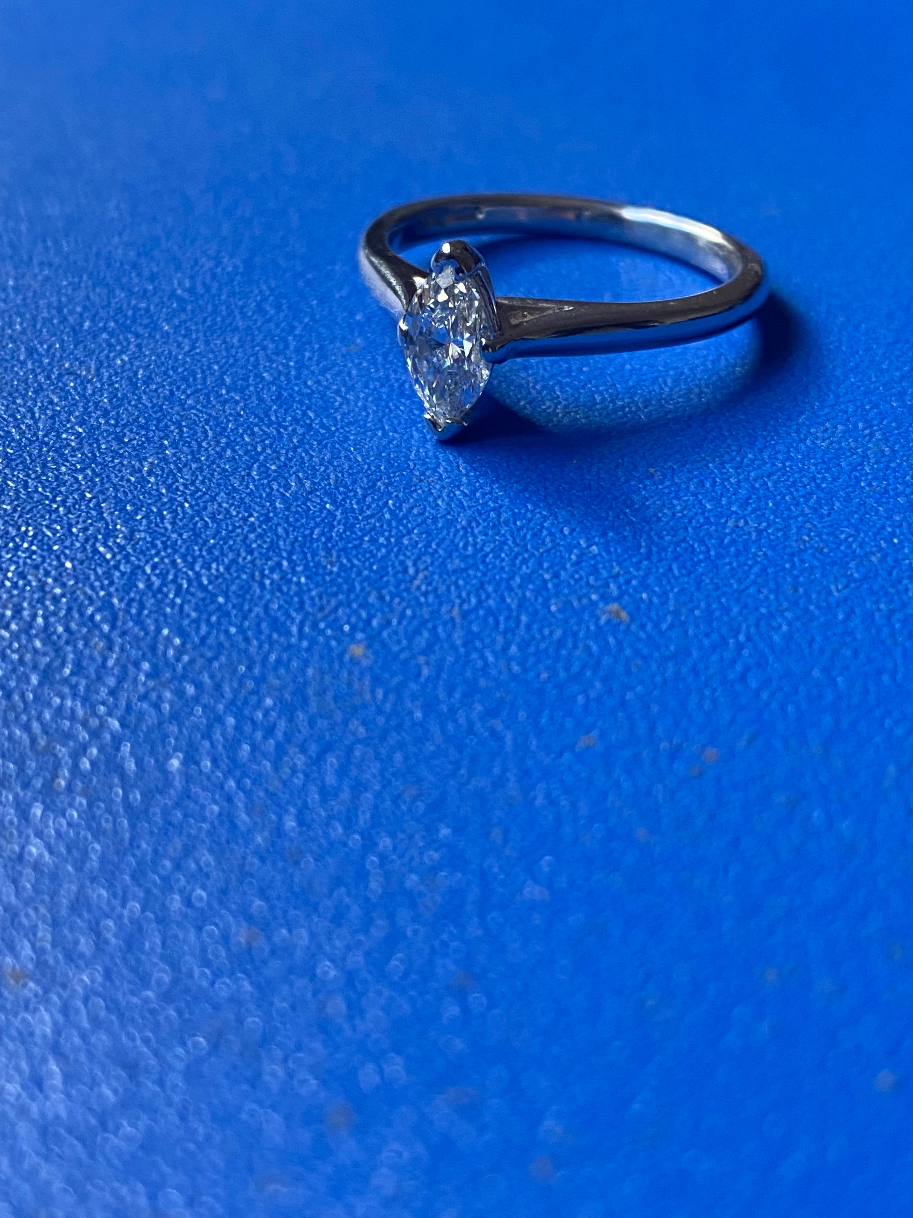 Natural diamond platinum ring Marquise engagement used gia certified