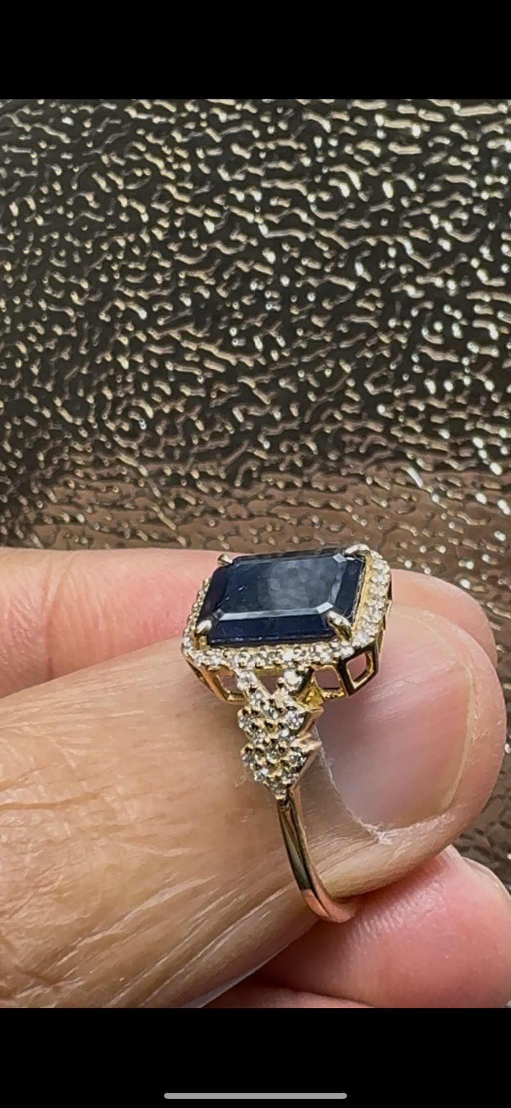 Natural Sapphire Diamond Ring HRD Antwerp Certified