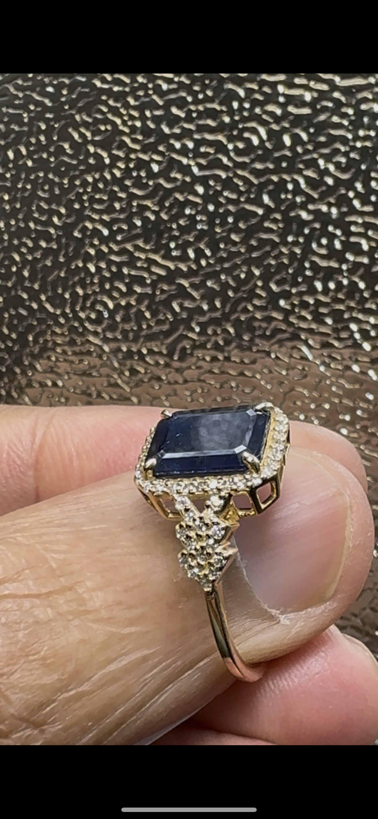 Natural Sapphire Diamond Ring HRD Antwerp Certified