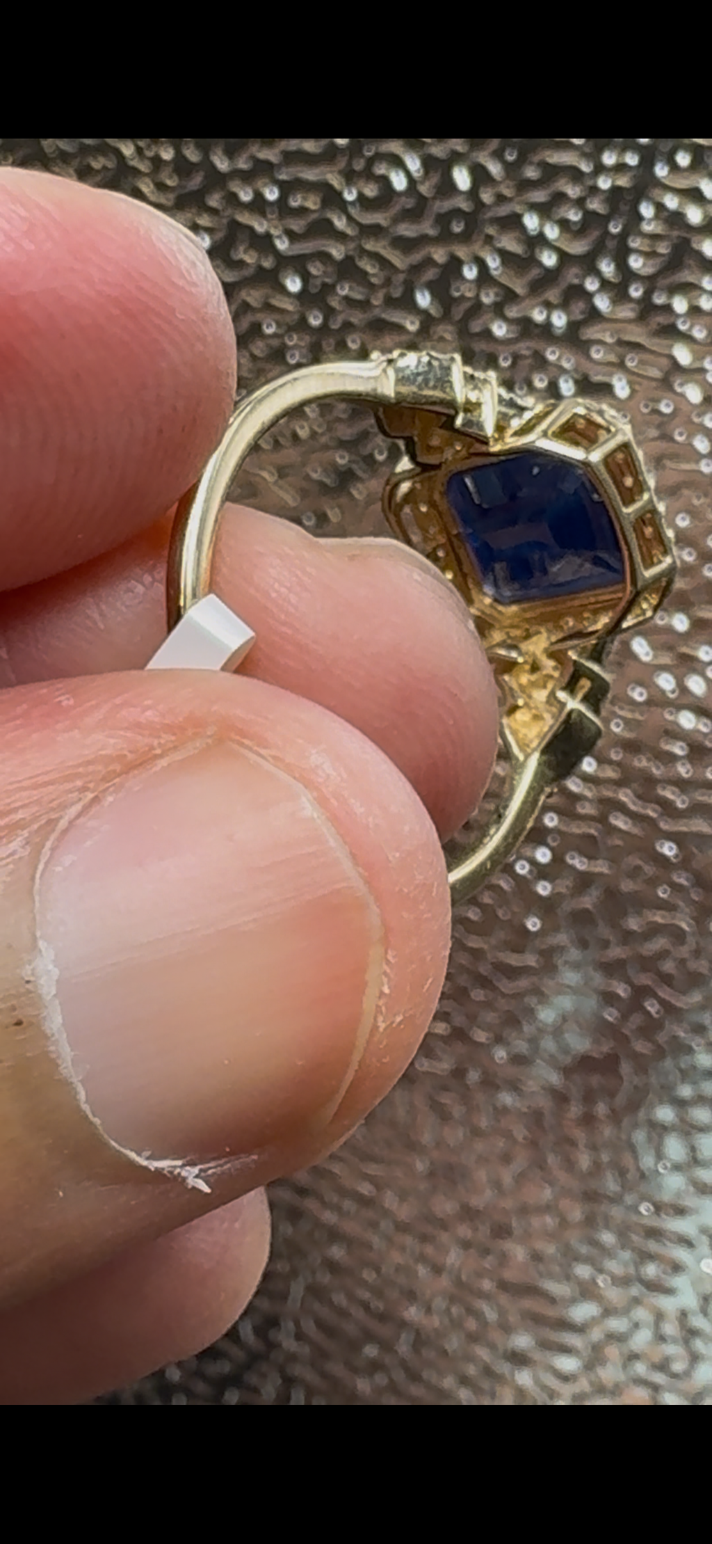 Natural Sapphire Diamond Ring HRD Antwerp Certified