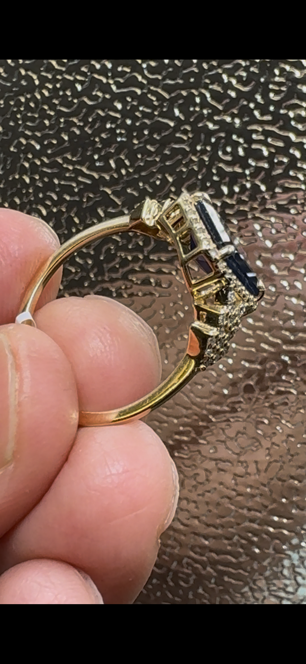 Natural Sapphire Diamond Ring HRD Antwerp Certified