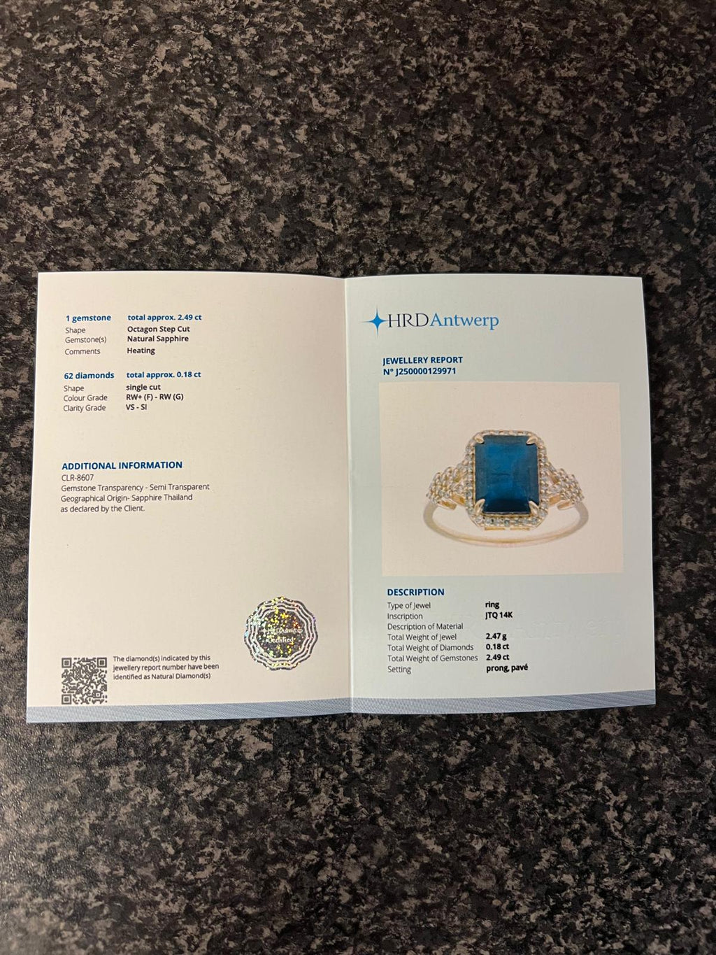 Natural Sapphire Diamond Ring HRD Antwerp Certified